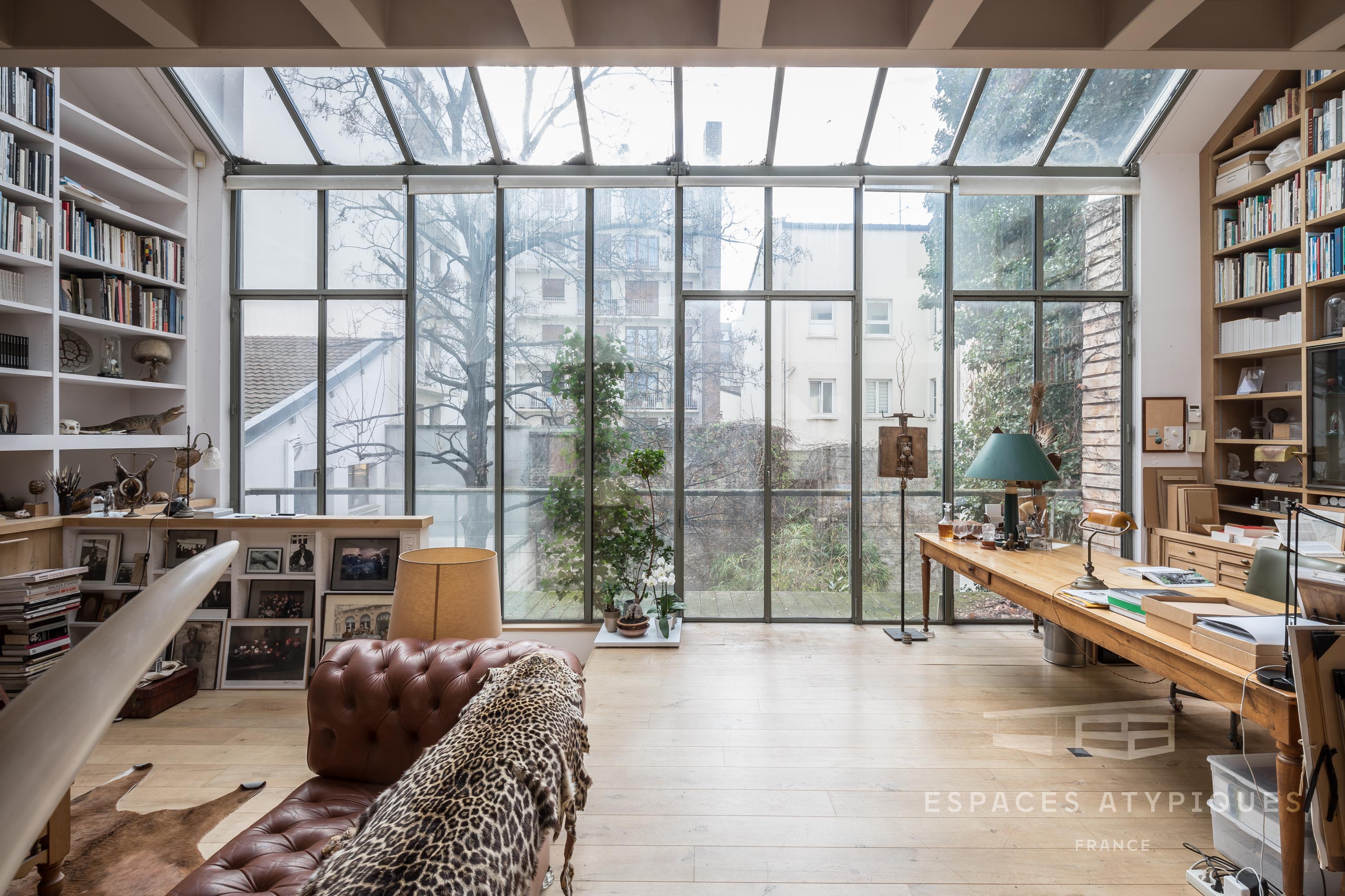Interior Inspiration Un Loft Parigino Con Vista Sul Giardino In The Mood For Design