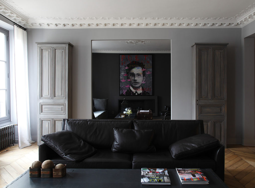 David Gaillard in grigio