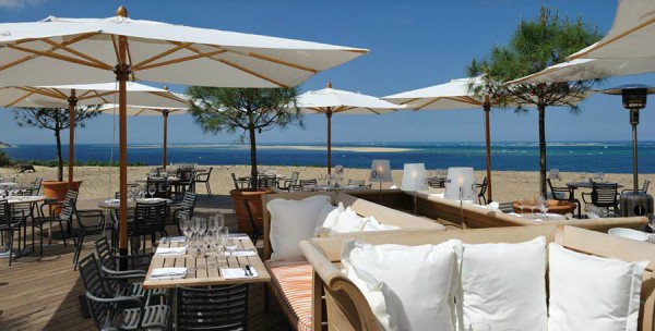La-coorniche-hotel-philippe-stark-cover-2-600x304