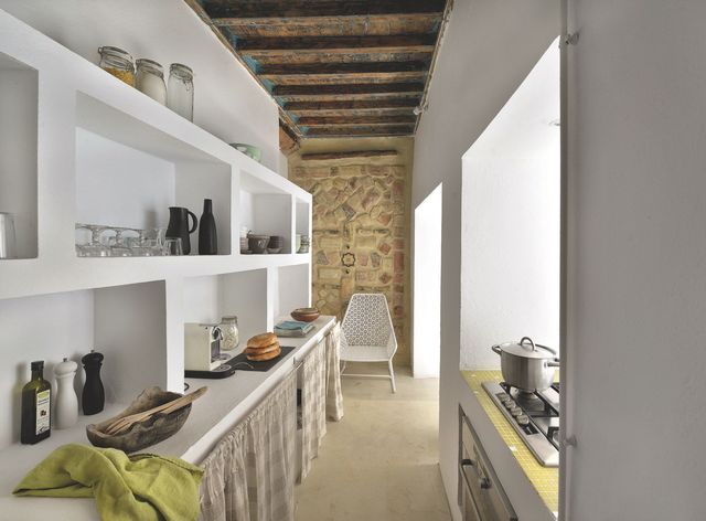 cuisine-a-la-deco-sobre-pour-une-maison-tout-en-douceur_5318525