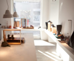 Suede, abbigliamento e scarpe a Milano