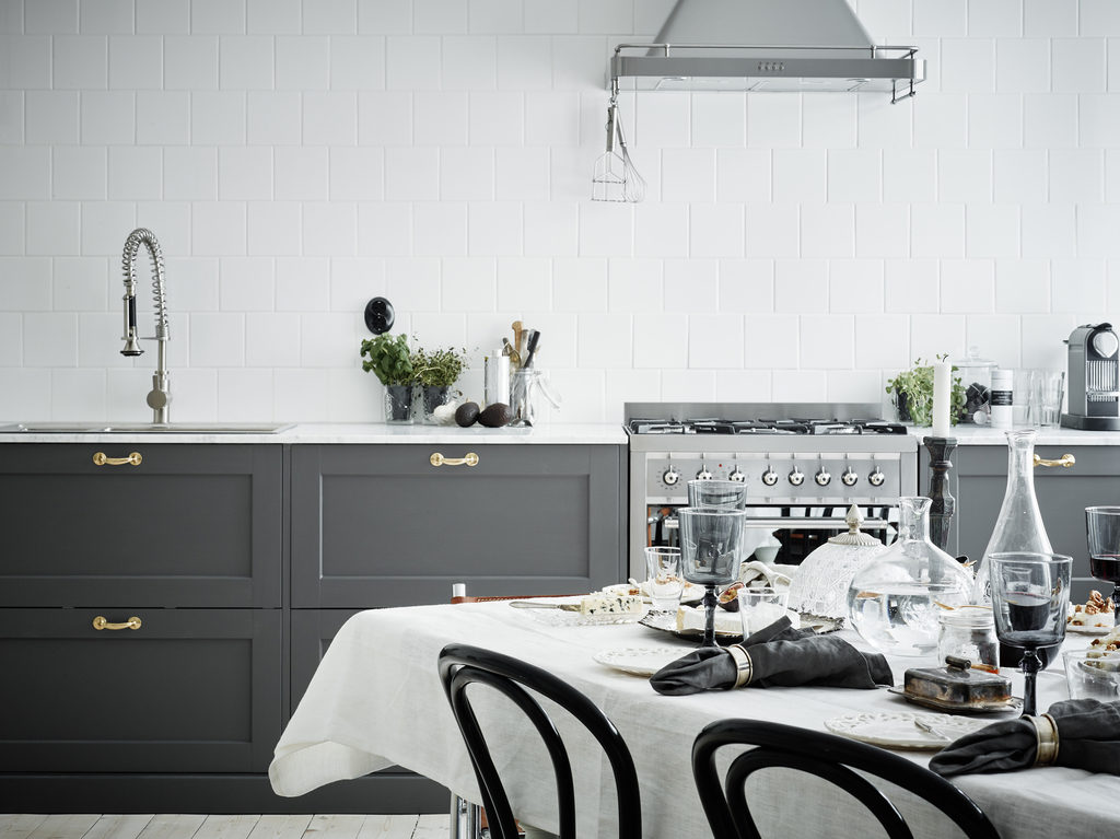 Interno in bianco e grigio i stile nordico