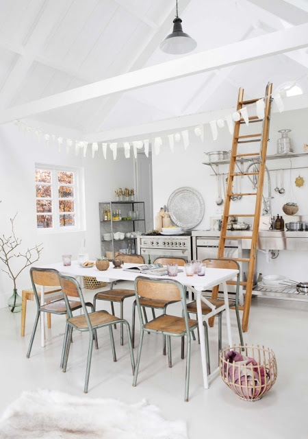 Interno olandese in total white