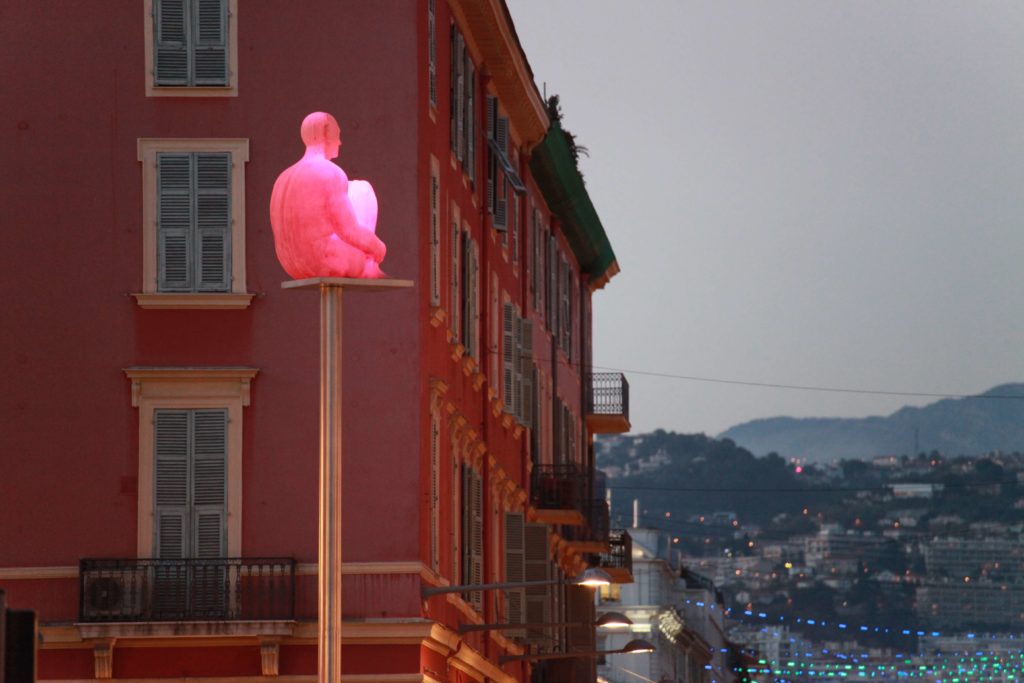 "Conversation a Nice" by Jaume Plensa