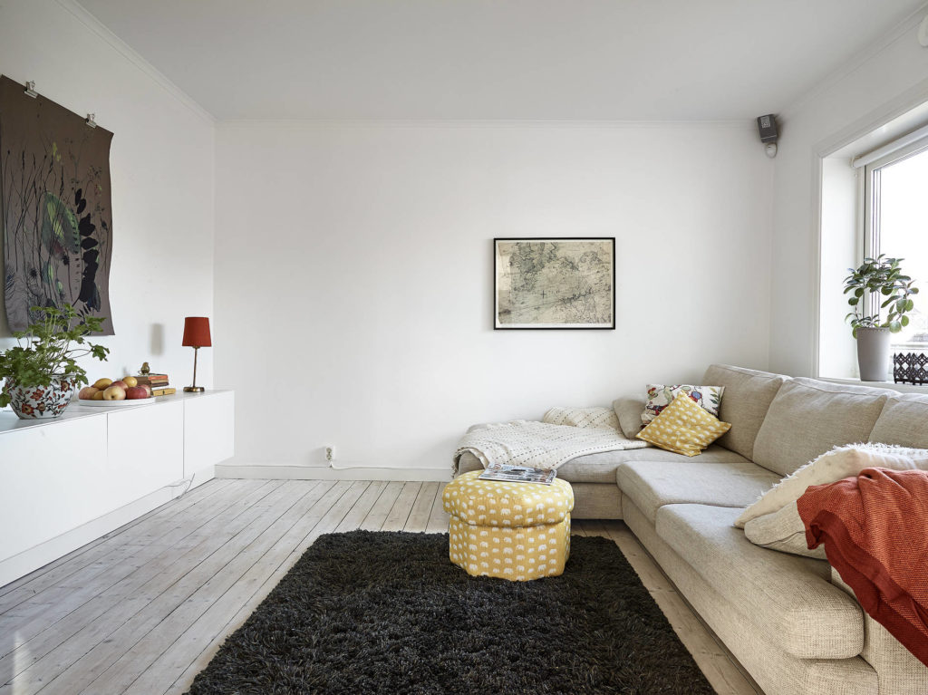 Una piccola casa in riva al mare