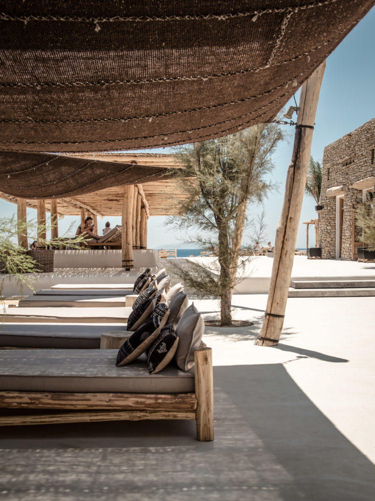 Mykonos Skorpios 1