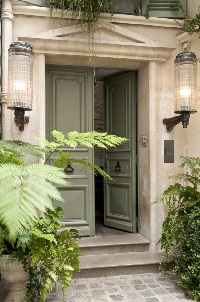 10 Appartamento parigino con giardino