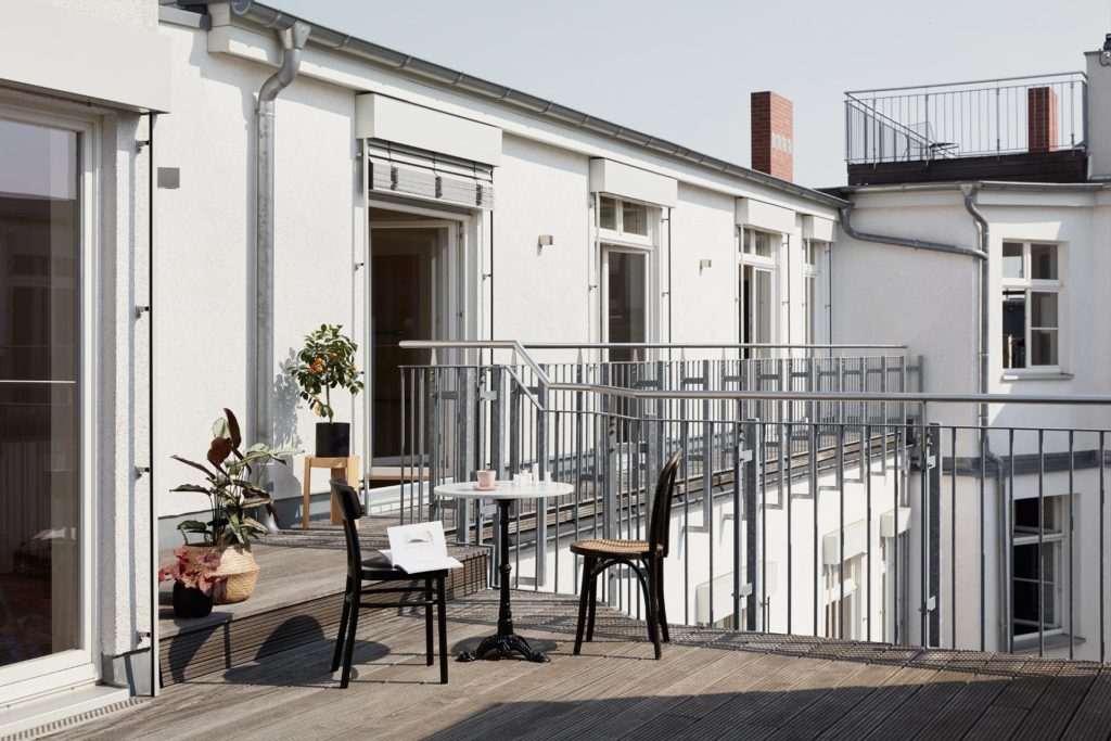Interno berlinese con terrazza 10