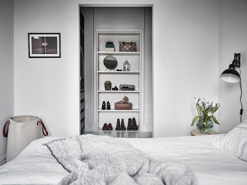 Entrance, 80 mq cabina armadio