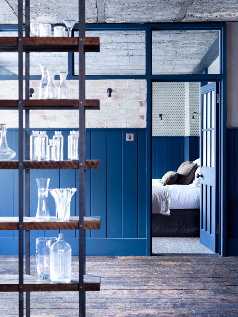 Hoxton square 8