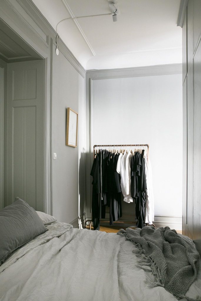 Total Grey 4