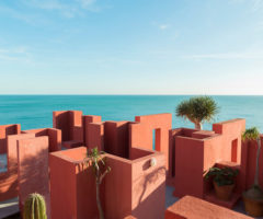 In the mood for Architecture: La Muralla Roja di Ricardo Bofill