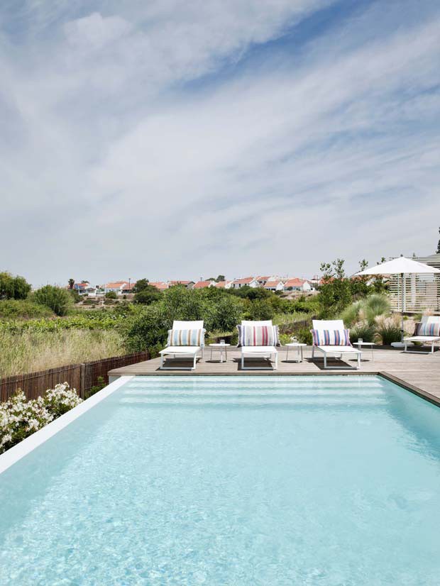 4 Minimalismo in versione country per un hotel in mezzo alla campagna potoghese