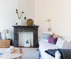 Get the look: legno, colori pastello e senso per l’estetica in una casa olandese