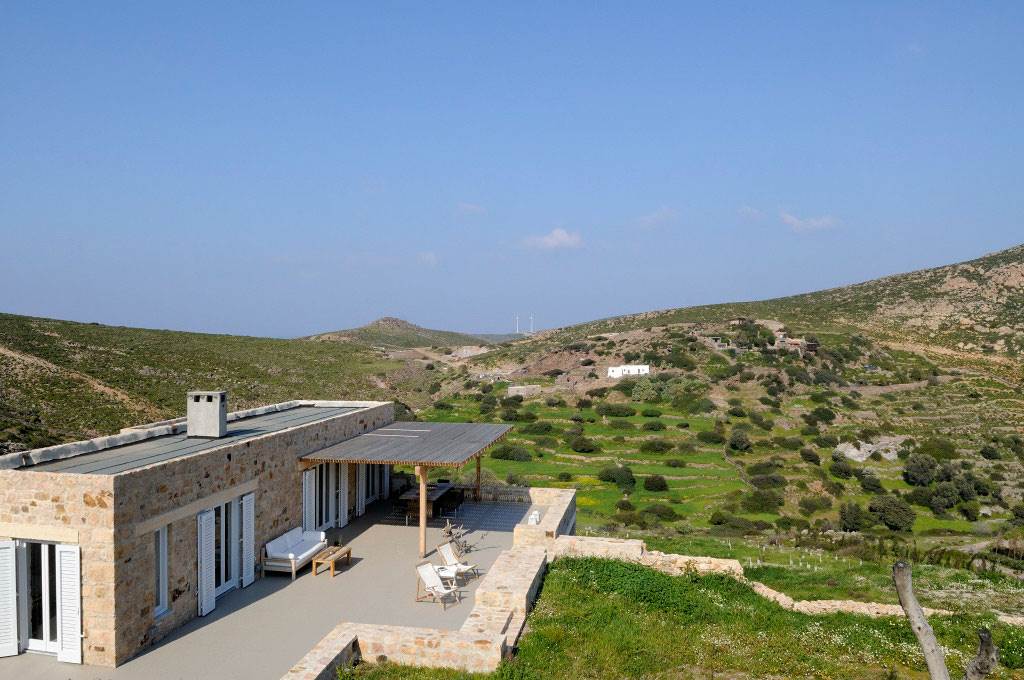 7 Patmos una casa candida con vista inthemoodfordesign