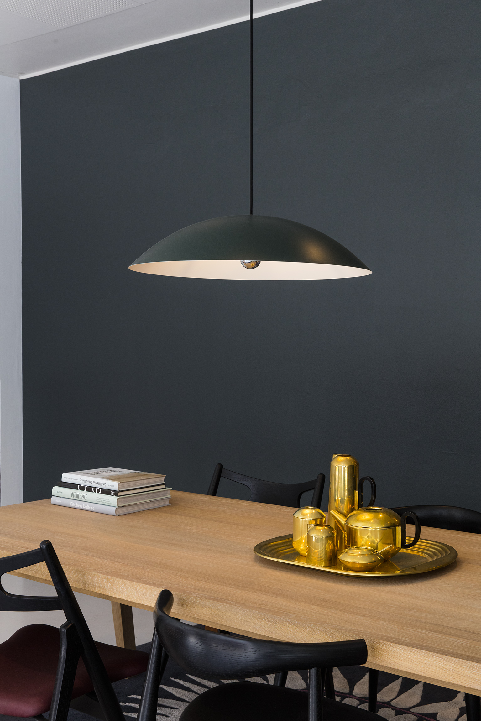 BT1041-Calot-Despina Green_Black_Extend Table copia inthemoodfordesign