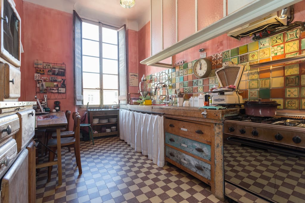 airbnb series Nice 6 inthemoodfordesign