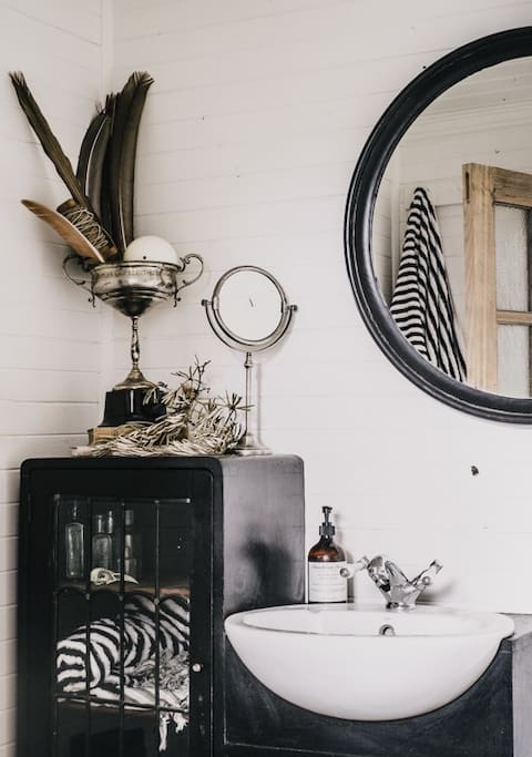 Airbnb tasmania 12 inthemoodfordesign