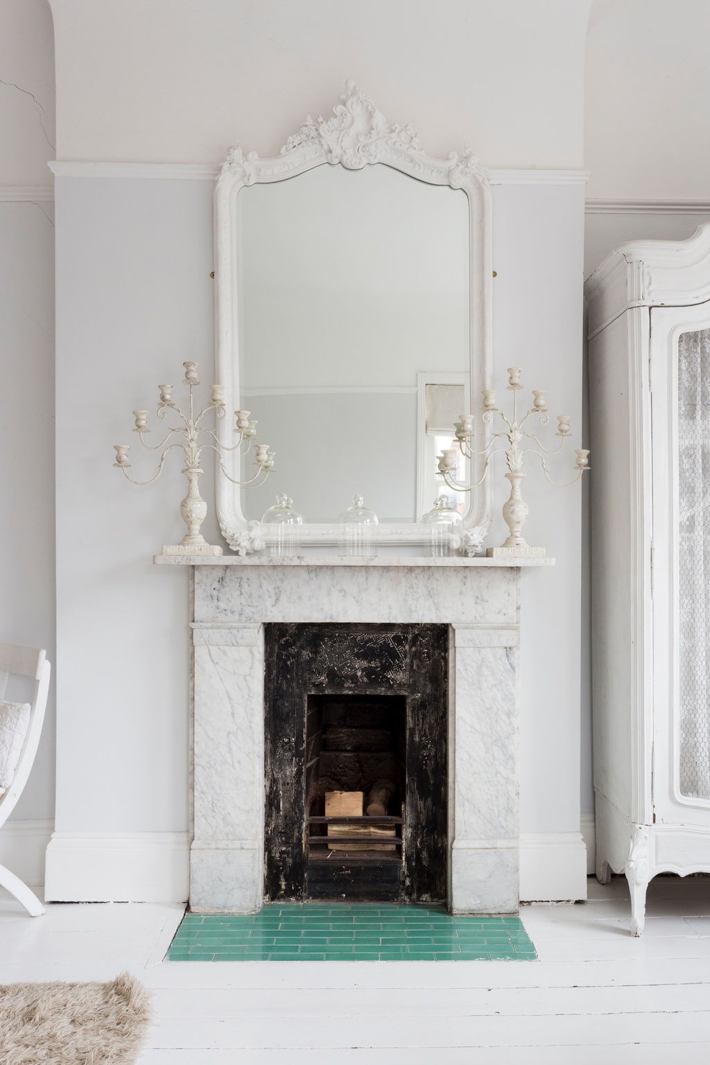 Hopton in white 15