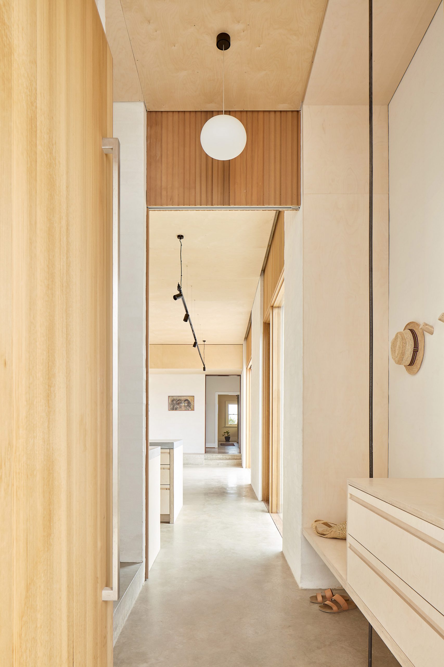 HOUSE IN PERTH9