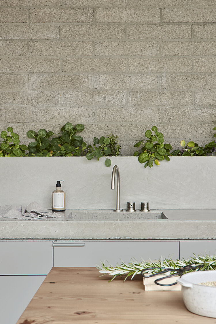 ruxton rise residence