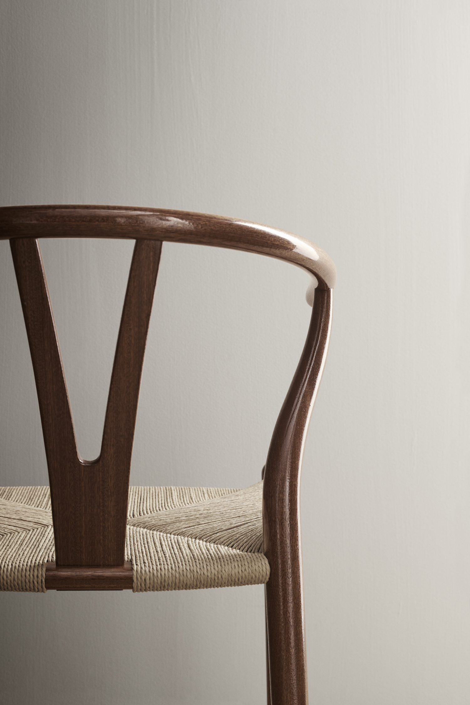 CH24-mahogany-high_gloss-detail-back