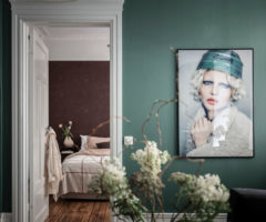 Spotlight on color: un appartamenti dai colori decisi e energetici