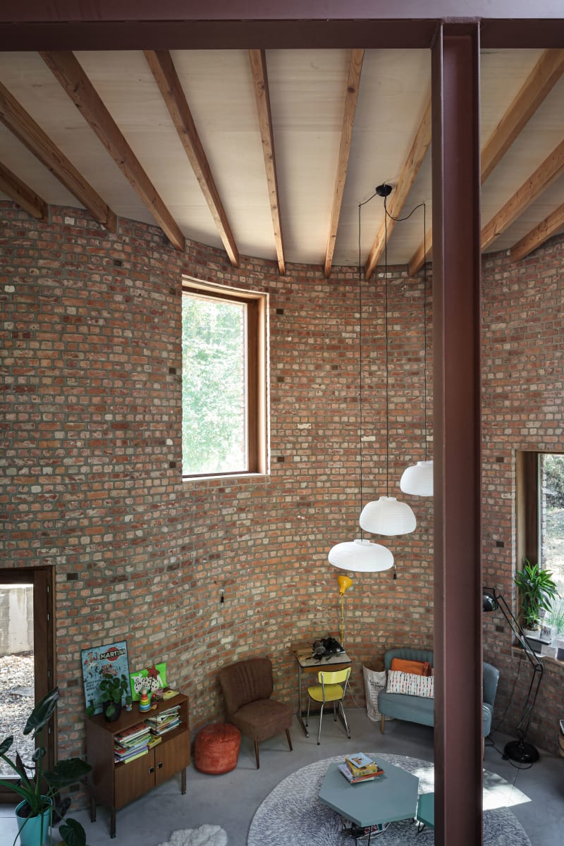 gjG house 11