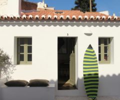 Una piccola casa per due a pochi passi dal mare