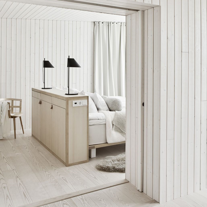 Artic tree House 13