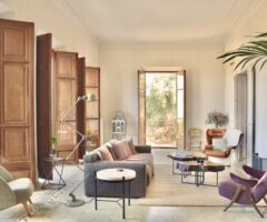 Mix di stili per una sontuosa casa con una vista mozzafiato sul panorama di Palma
