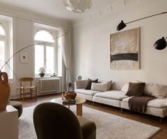 Tocchi delicati e caratteristiche originali per un appartamento elegante e sereno