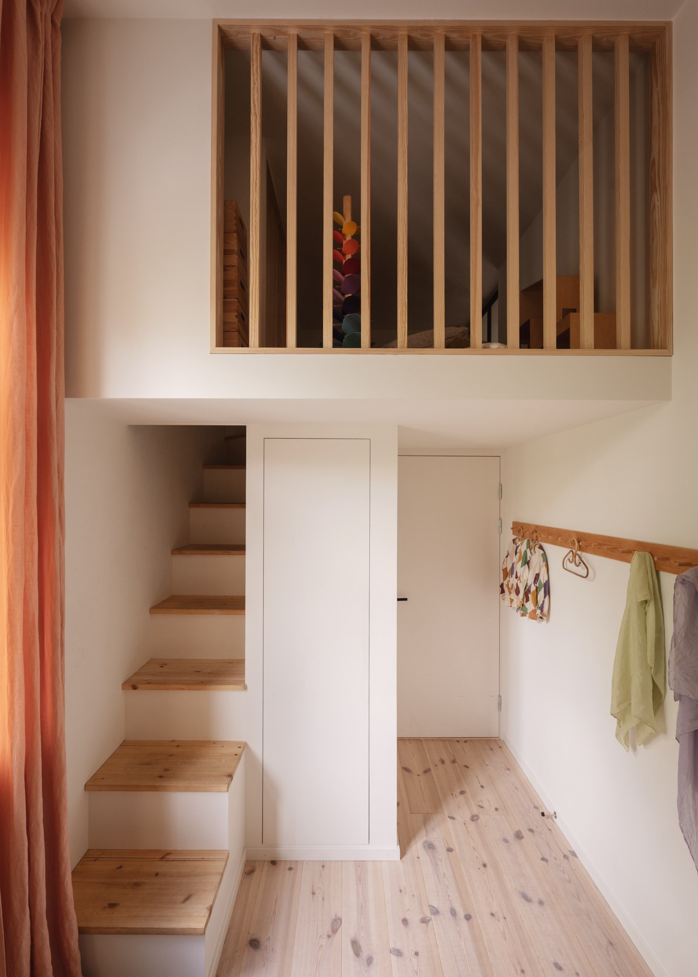 una cucina dai colori inediti 20