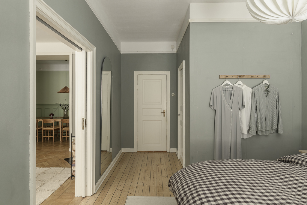 1 stanza da letto verde e beige