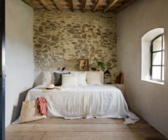 Casa Sonu, la vecchia casa ligure dove il nuovo quasi scompare