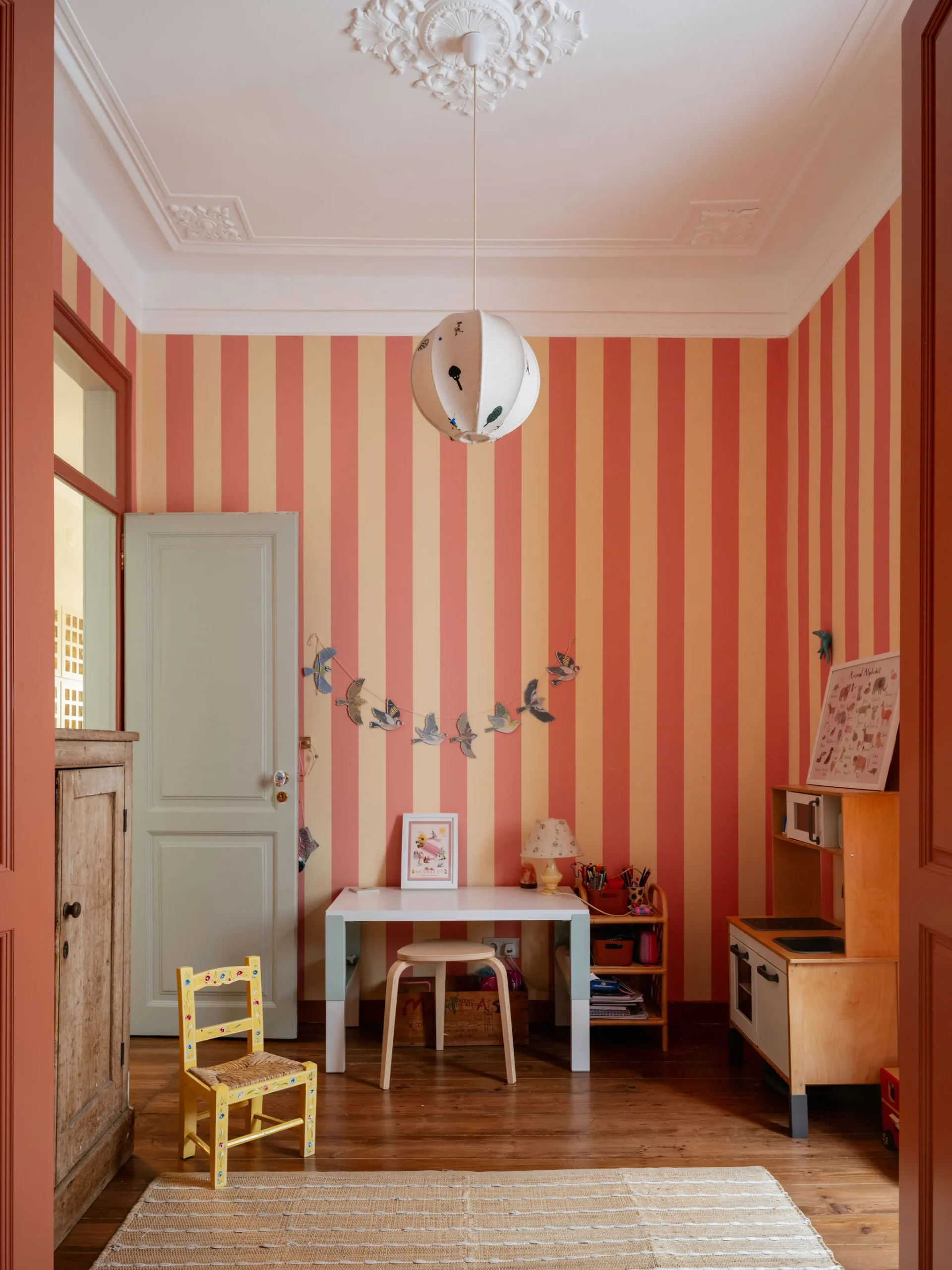 stanza dei bambini colorata 1.jpg